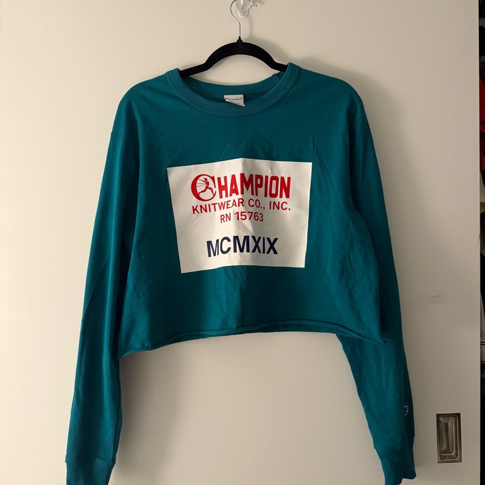 Champion Teal Long-Sleeve Crop Top